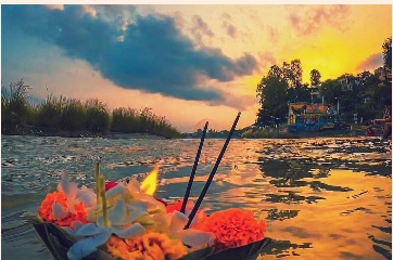 Ganga-Aarti4