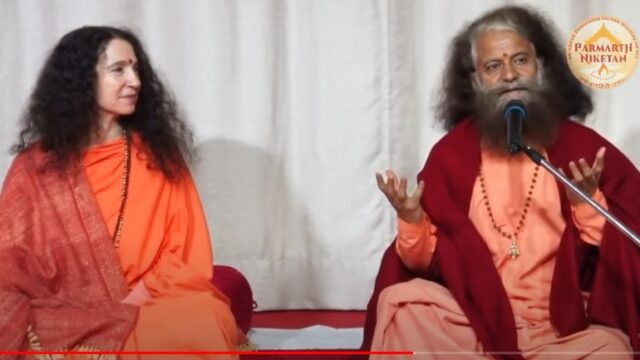 Muni-ji-and-Sadhvi-Bhagwati