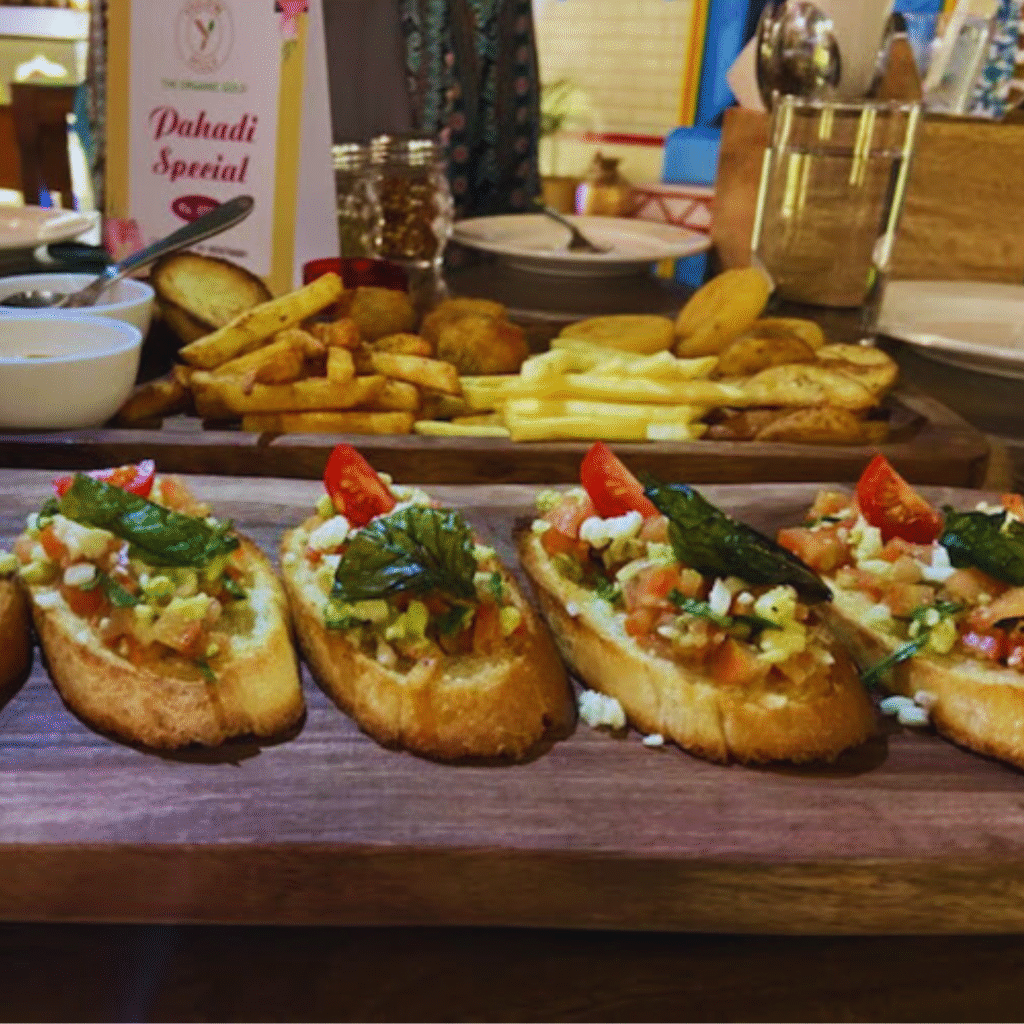 Pano-restaurant-20-2