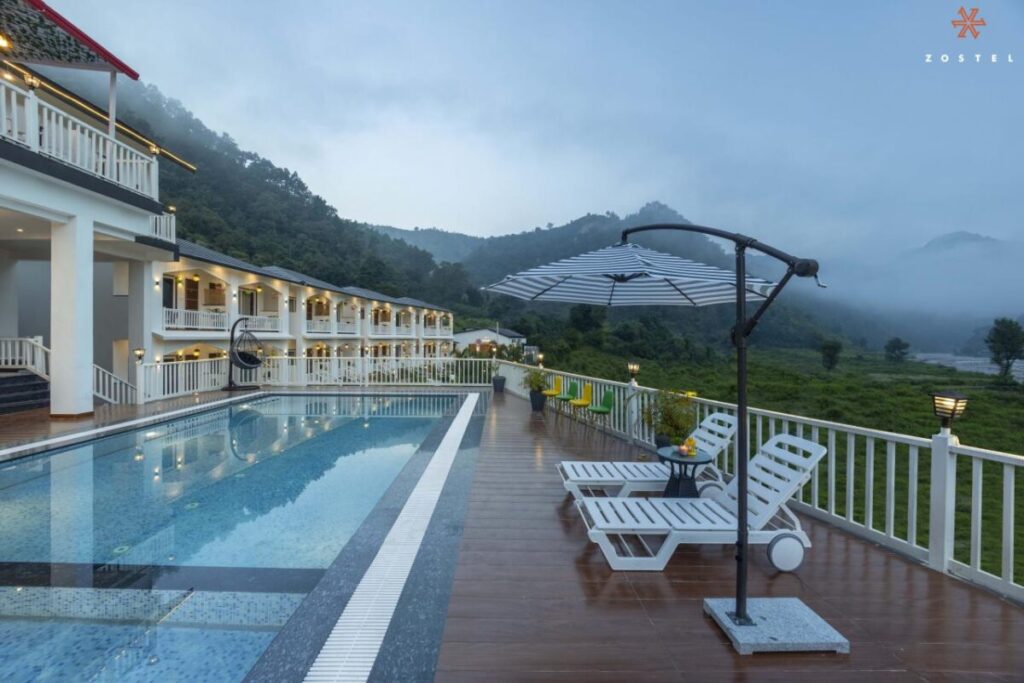 Zostel-Plus-Rishikesh-Mohanchatti-1200×800