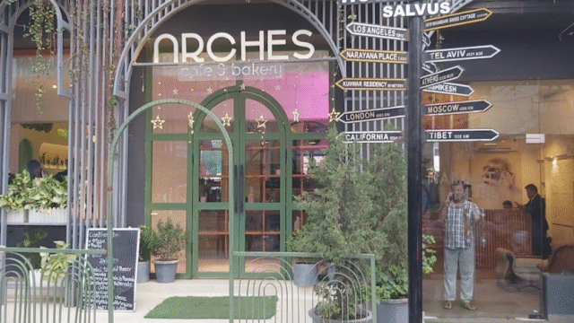 arches-cafe