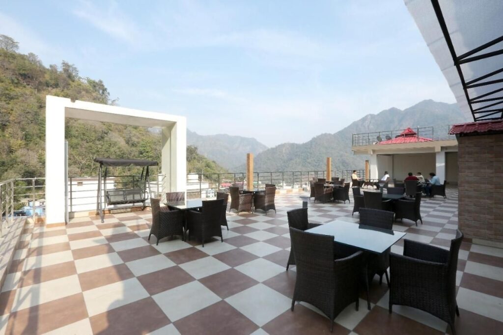 Bonfire Hostels Rishikesh