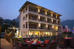 Divine Resort