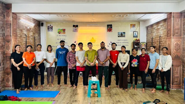 Drishti Yogshala Rishikesh ( Yoga School )
