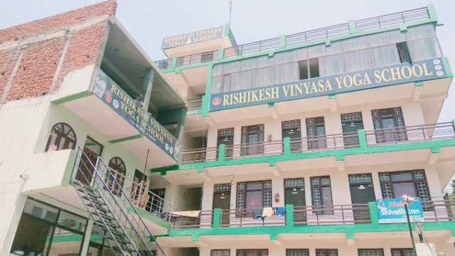 Rishikesh Vinyasa Yoga School – Yoga Teacher Training Rishikesh India