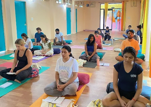 Rishikul Yogshala Rishikesh – Yoga Teacher Training in Rishikesh India